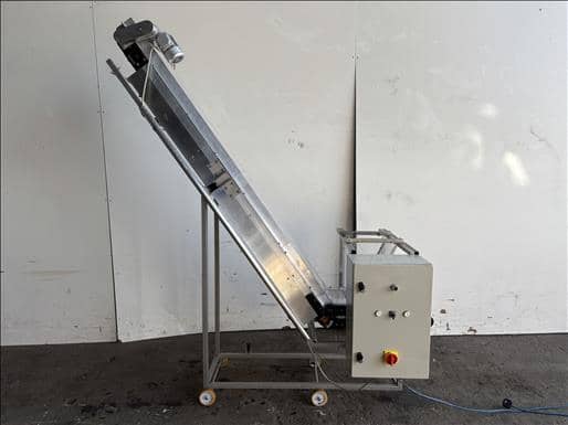 Dorner flighted elevator conveyor