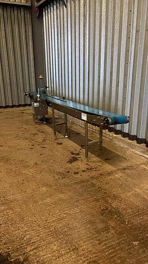 Incline Conveyor Belt