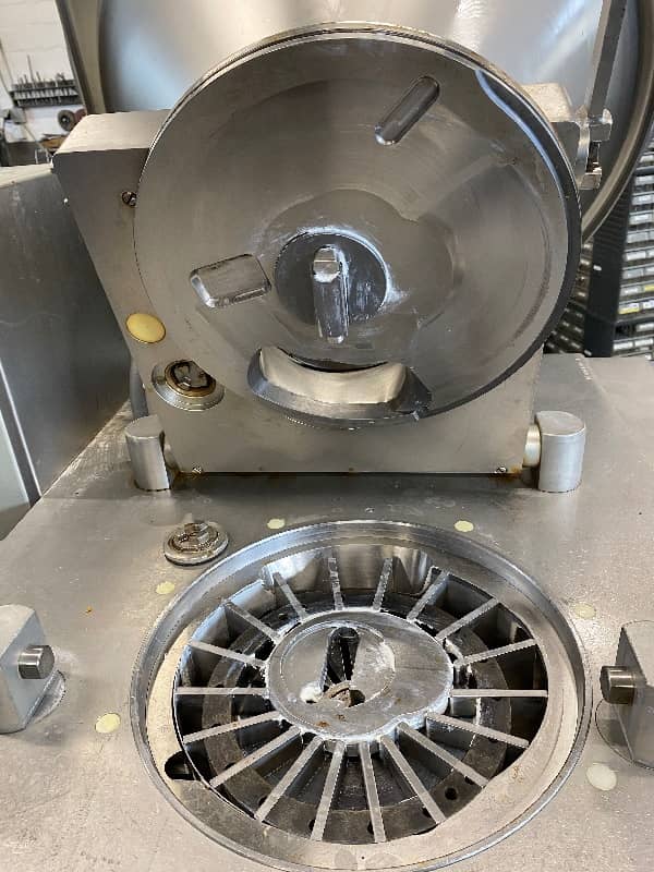 Handtmann VF300 Vacuum Filler