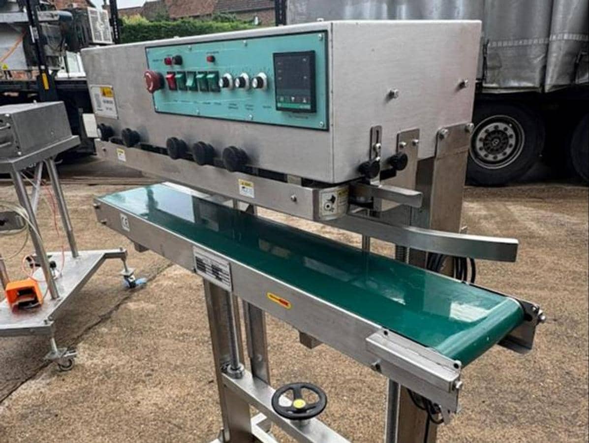 CONTINUOUS BAG SEALER
