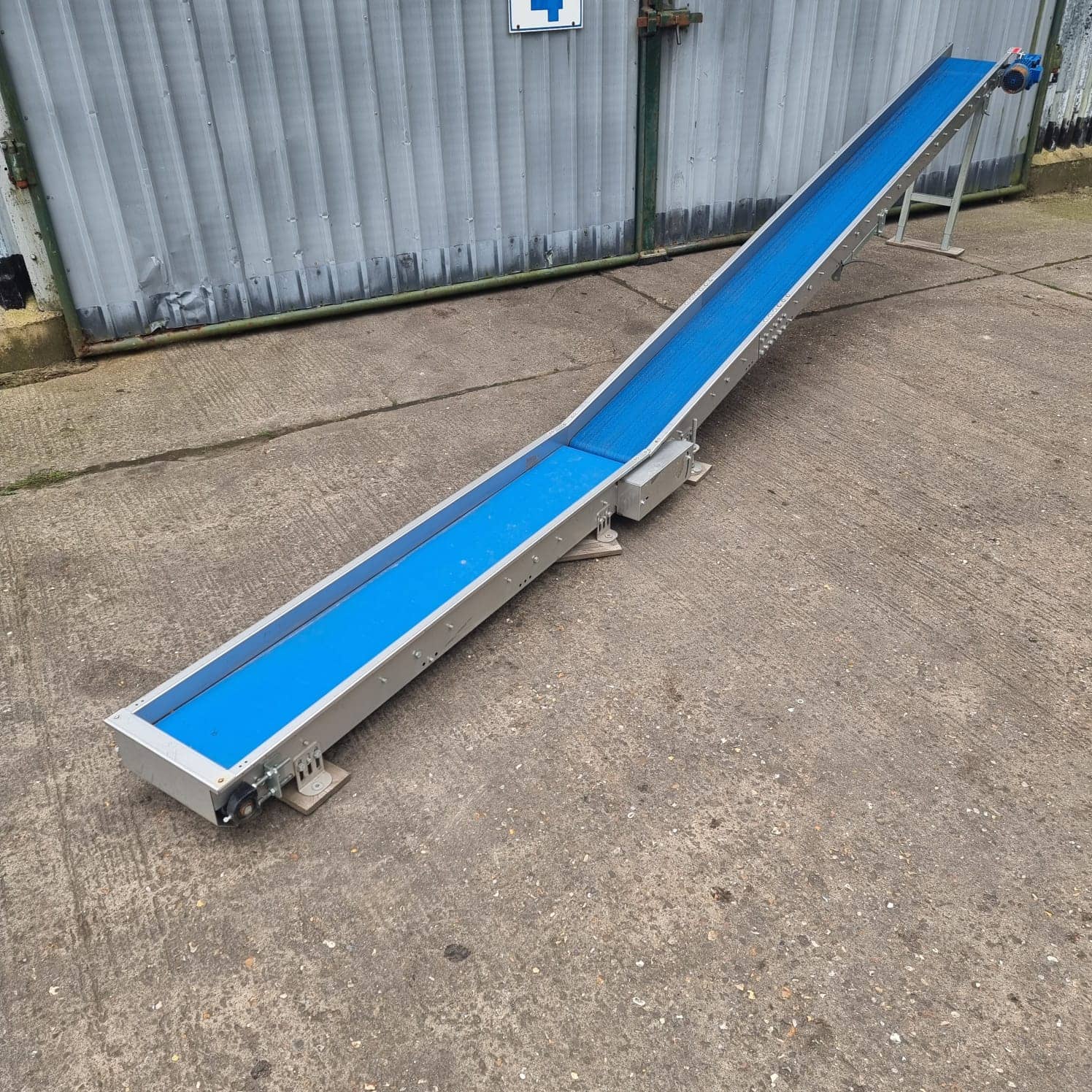 Incline Conveyor