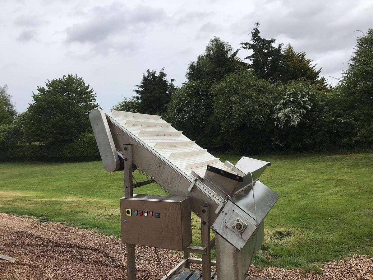 Small In-Feed Elevator